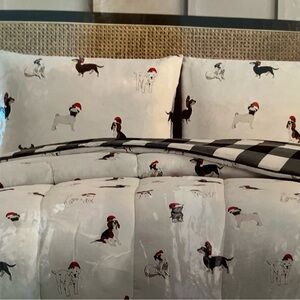 Full/queen comforter set holiday dogs reversible net great for the holidays